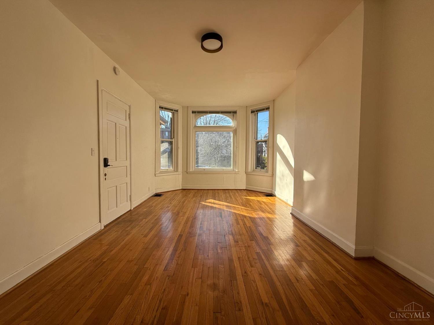 236 Loraine Avenue, Cincinnati, OH, 45220 — photo 4