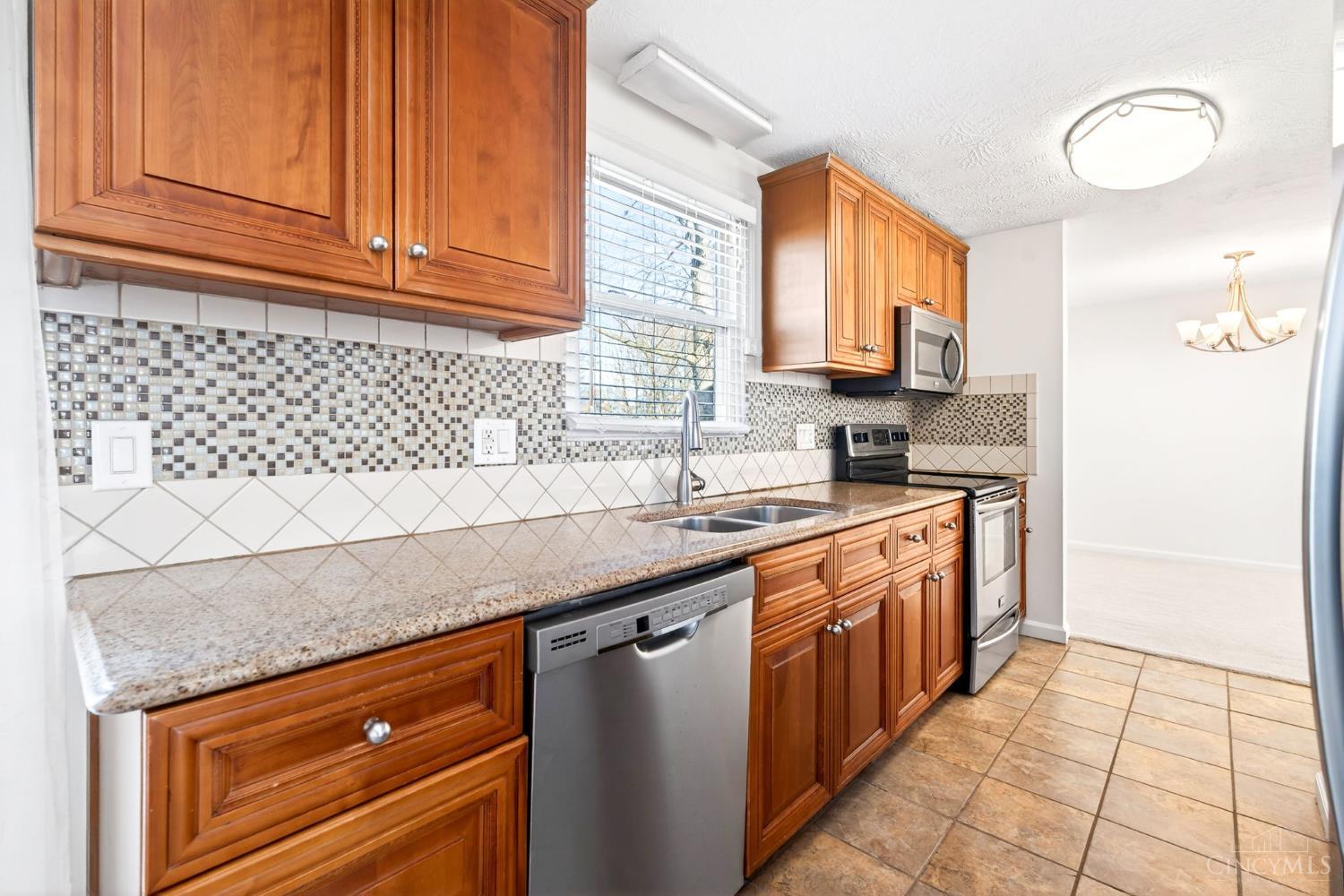 6978 Fallen Oaks Drive, Deerfield Twp., OH, 45040 — photo 16