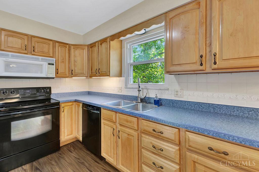 9800 Delray Drive, Montgomery, OH, 45242 — photo 11