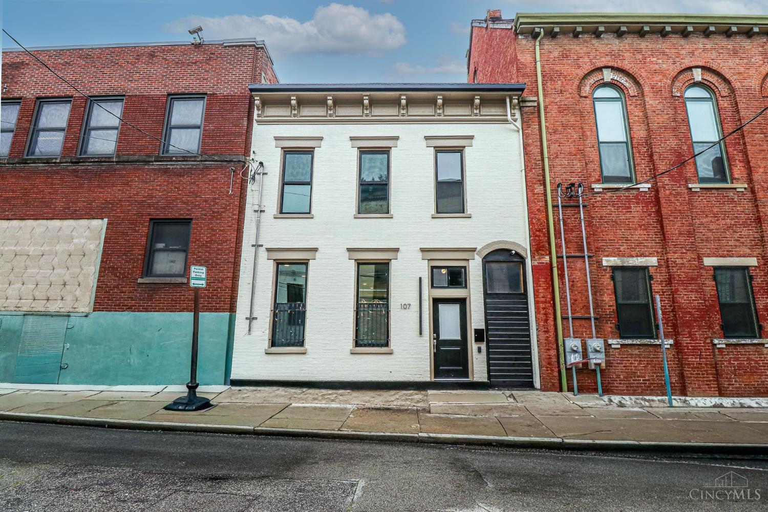 107 Corwine Street