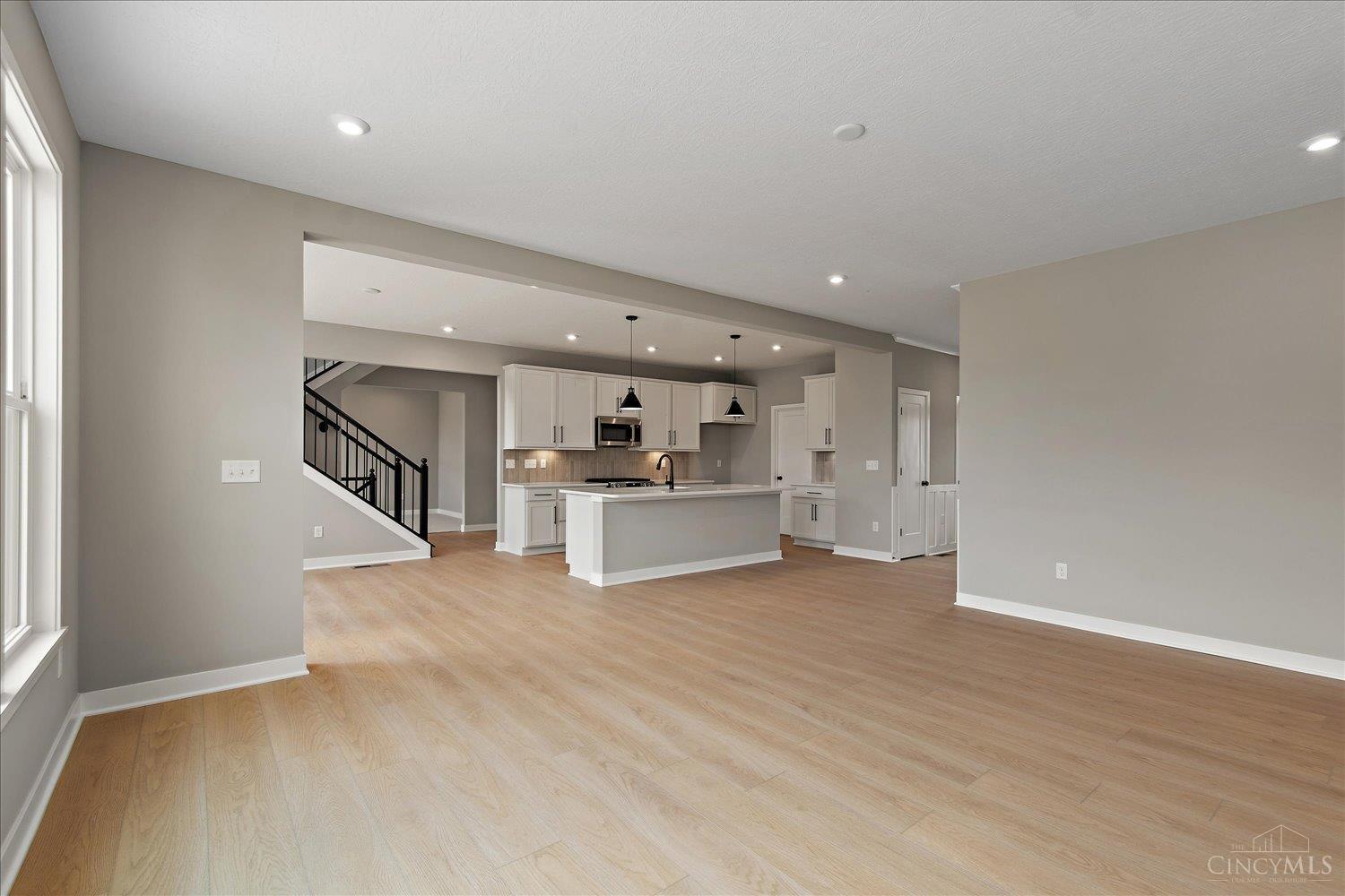 1316 Trailhead Place, Harrison, OH, 45030 — photo 10