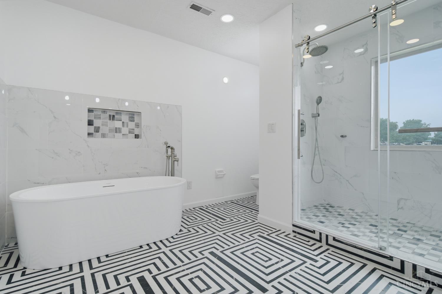 5776 Squires Gate Drive, Deerfield Twp., OH, 45040 — photo 33
