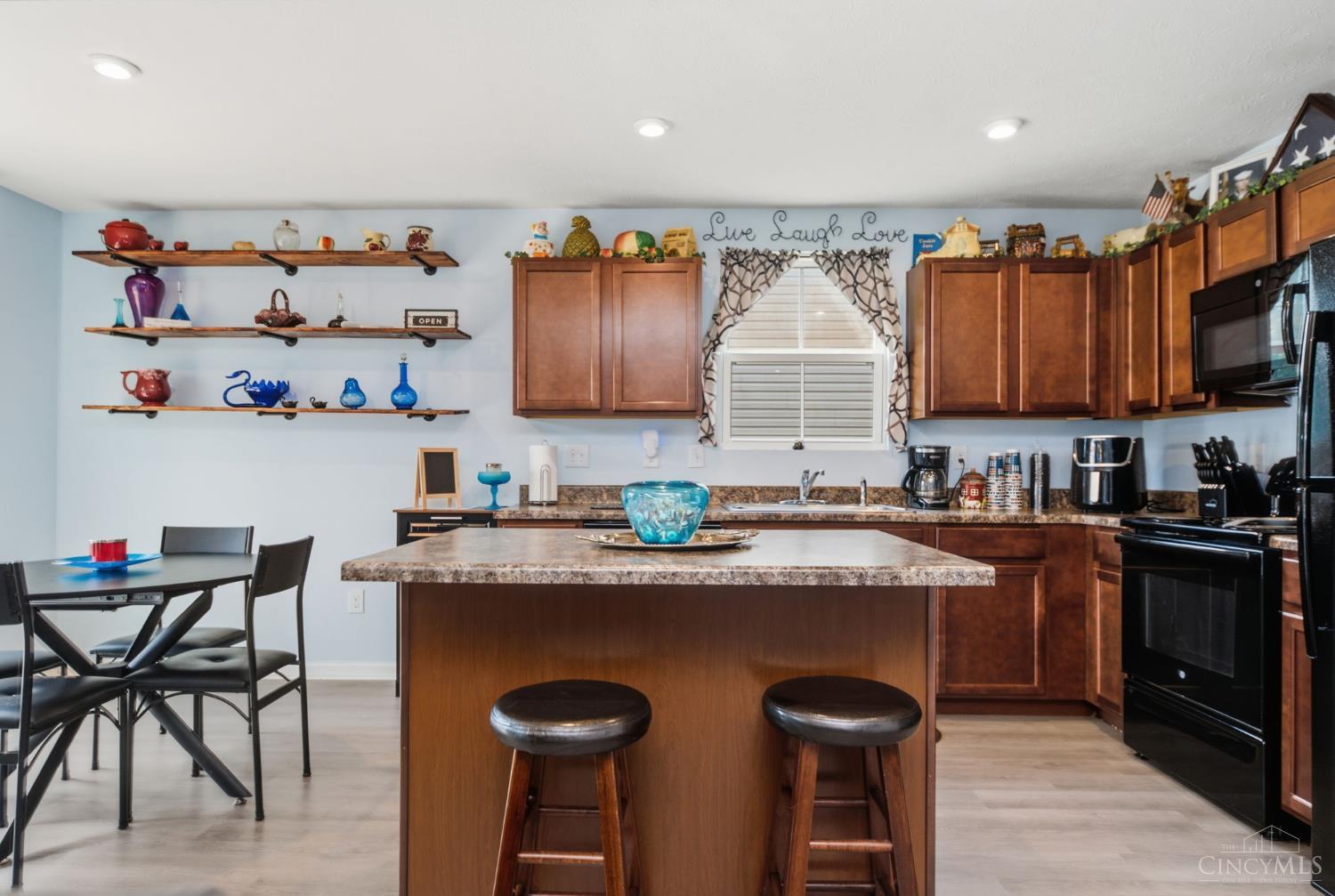28 Charmalee Drive, Batavia Twp, OH, 45102