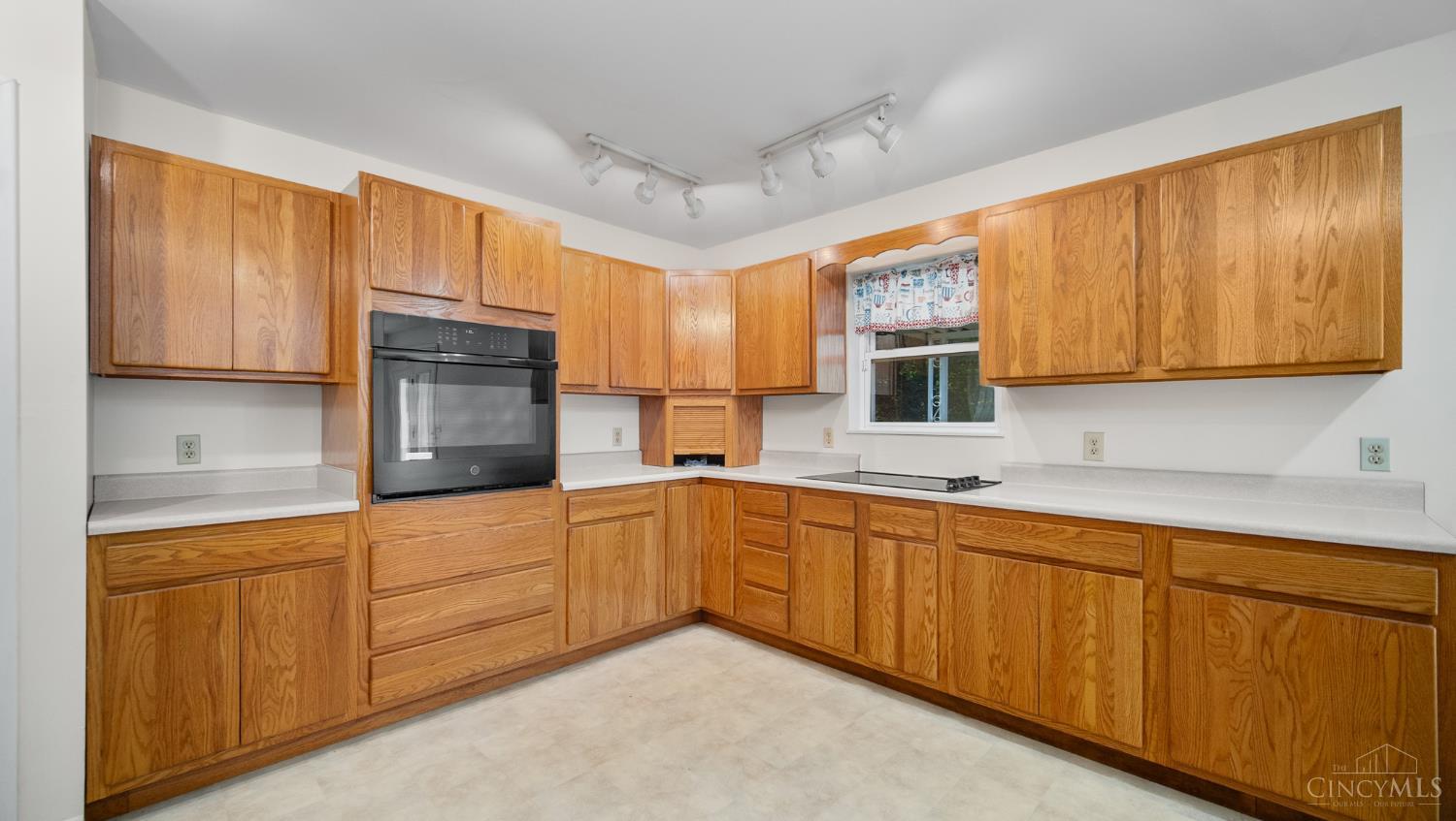 10027 St Rt 125, West Union, OH, 45693 — photo 10