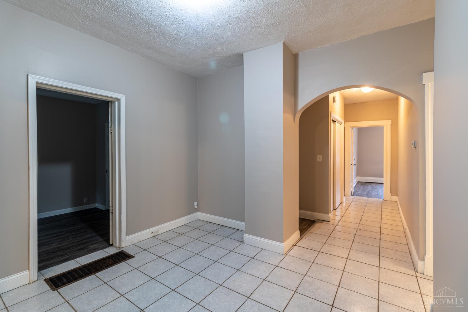 6335 Beechmont Avenue, Cincinnati, OH, 45230 — photo 19