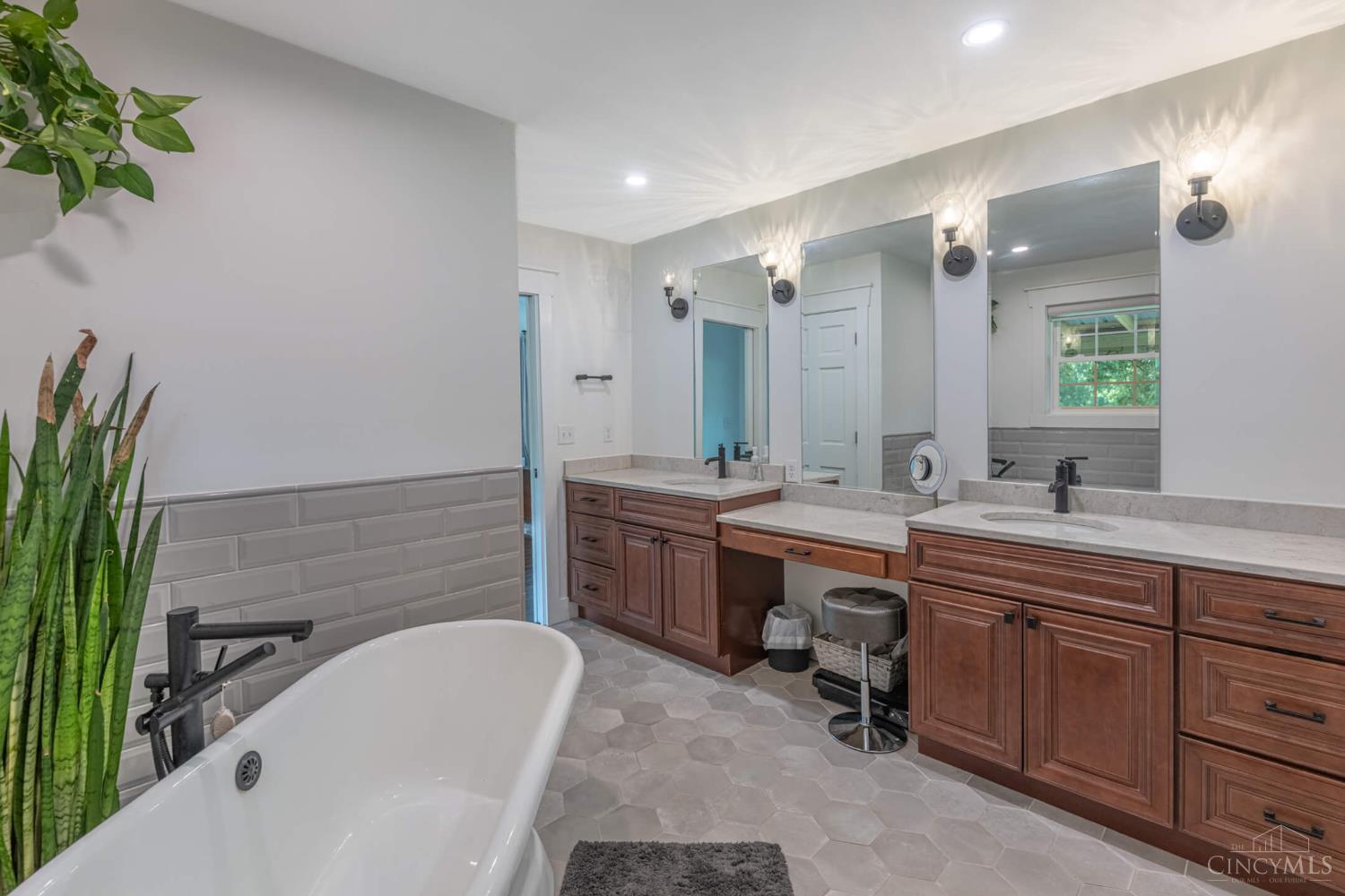 3385 Middle Run Road, Sugarcreek Twp, OH, 45068 — photo 24