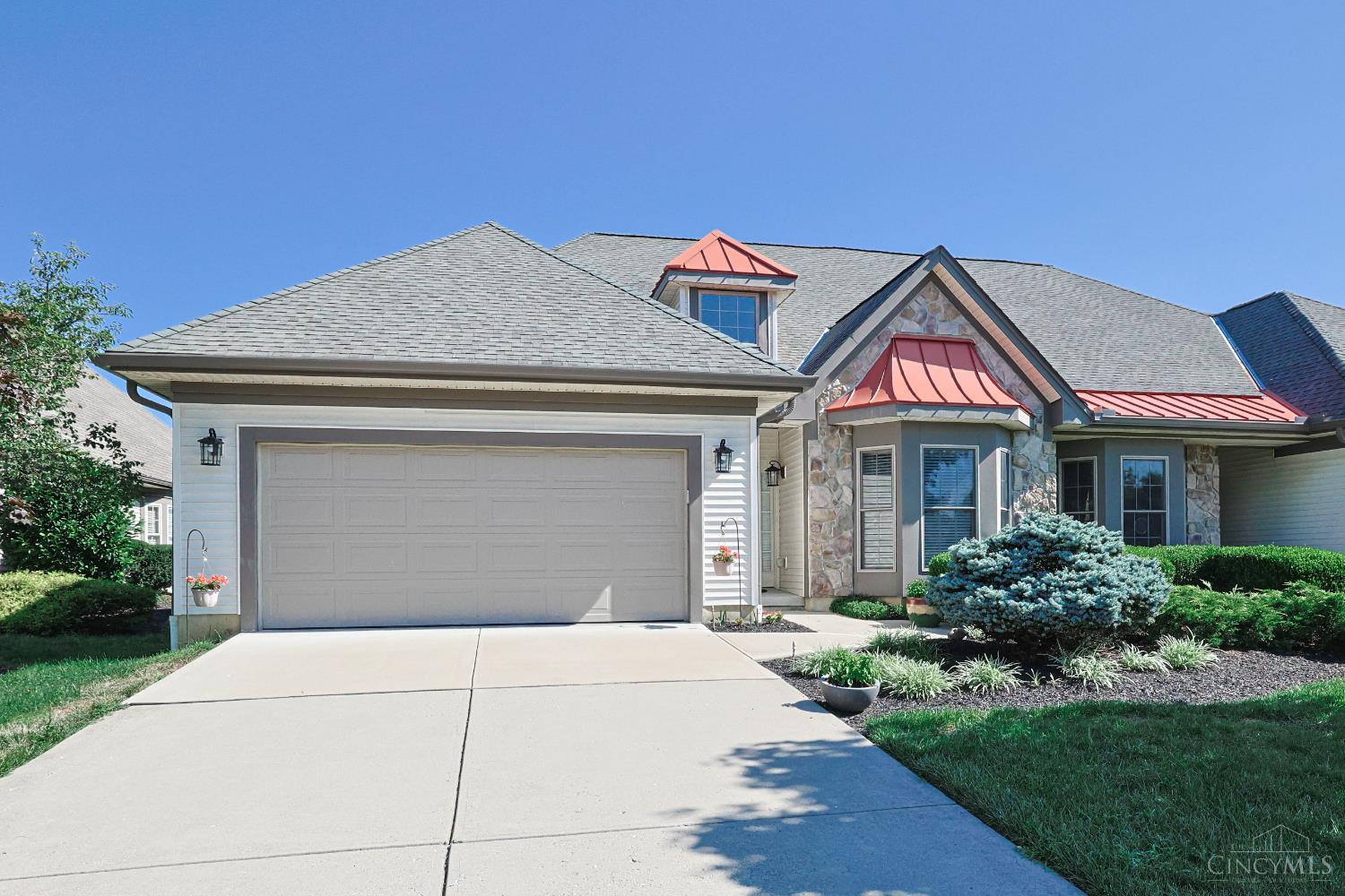 2nd image of 1739 Harmon Dr, Wyoming, OH 45215 | MLS# 1885729