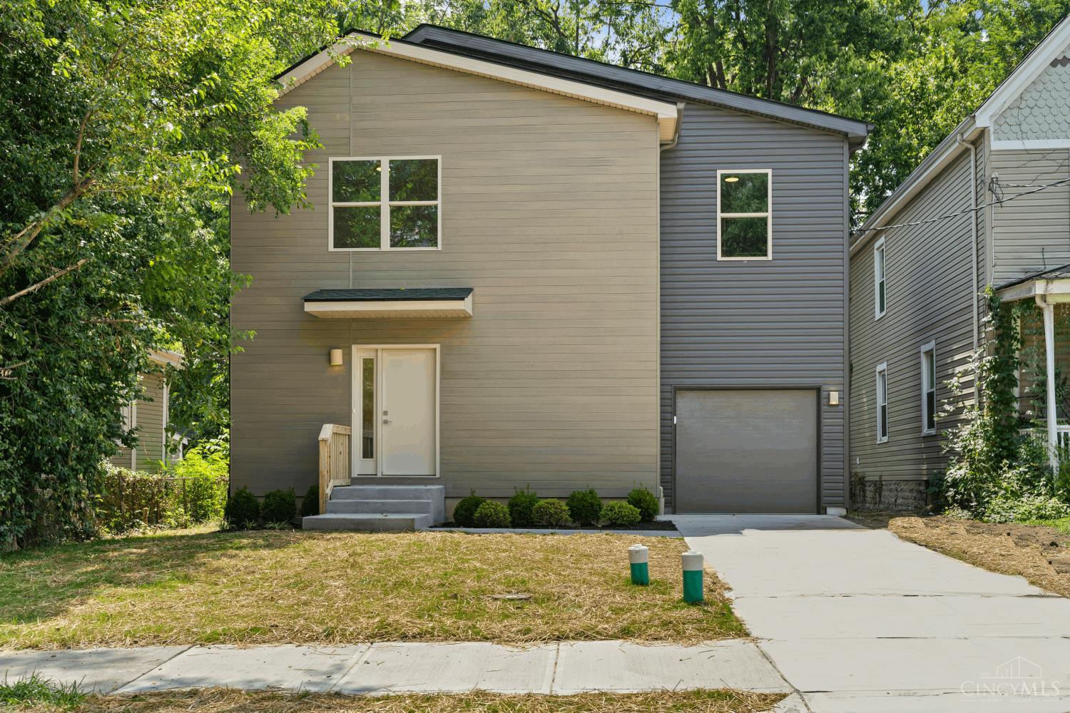 1869 Kinney Avenue