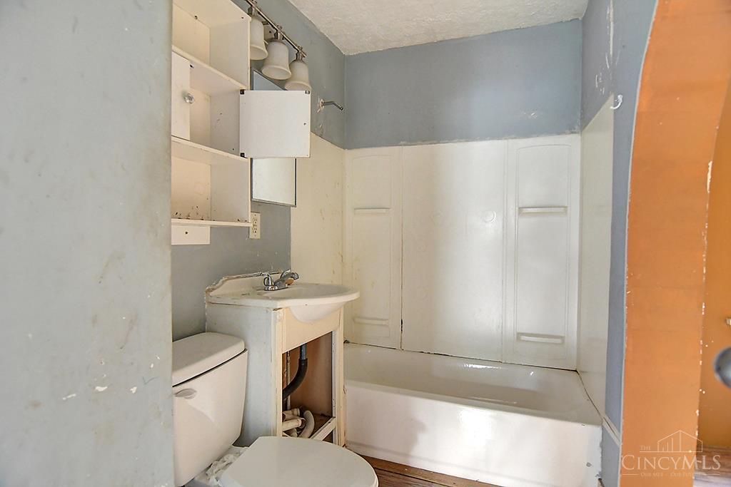 1713 Columbia Avenue, Middletown, OH, 45042 — photo 19
