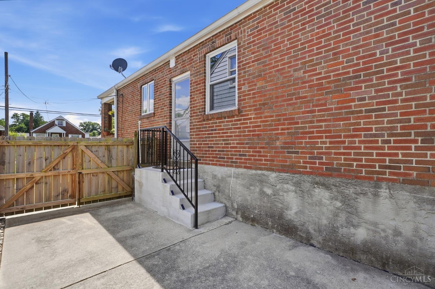40th image of 4416 Clifford Rd, Deer Park, OH 45236 | MLS# 1888606
