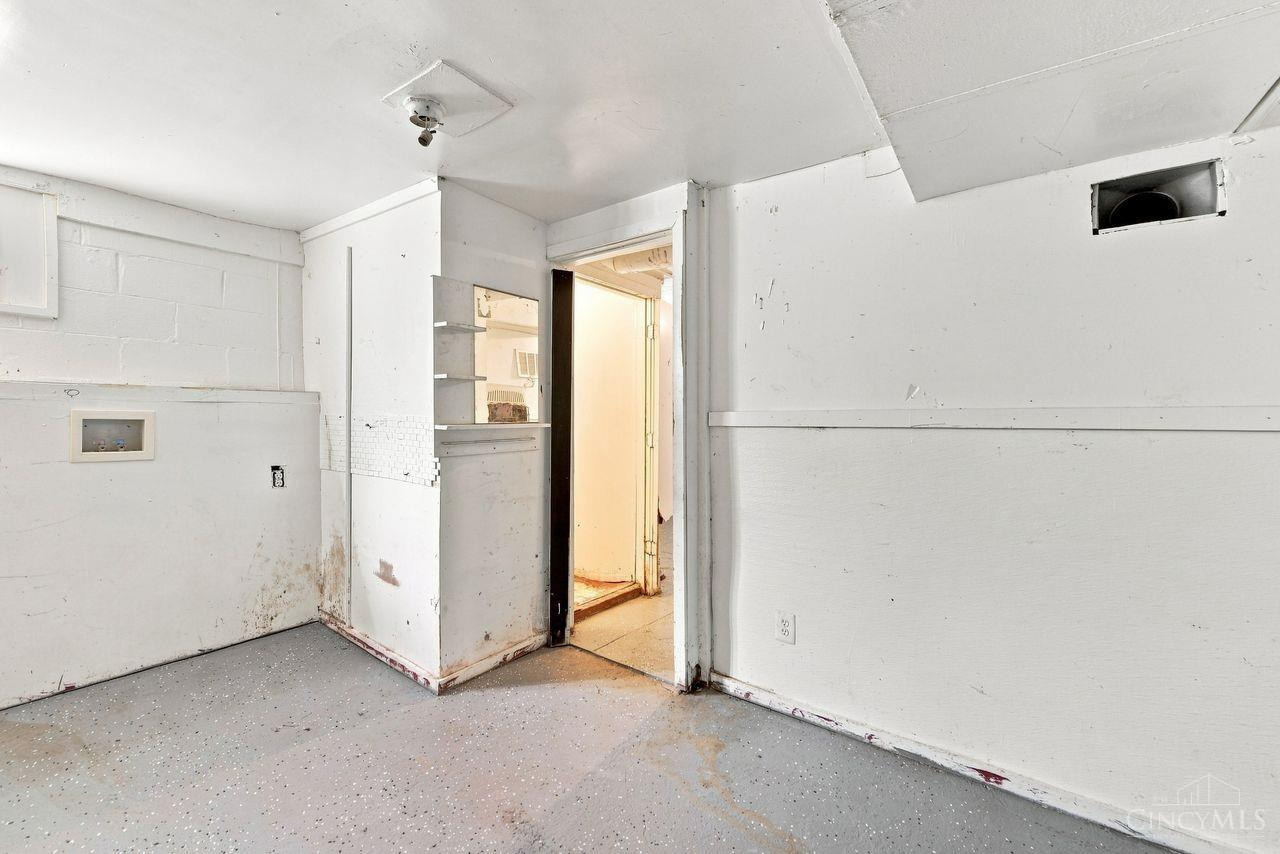 2025 Baltimore Avenue, Cincinnati, OH, 45225 — photo 32