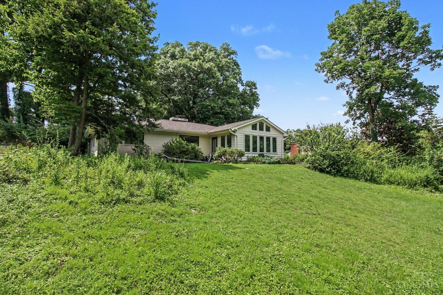 8590 Lynnehaven Drive, Amberley, OH, 45236
