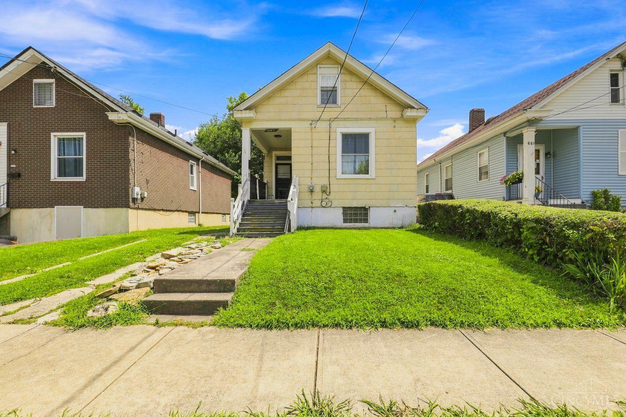 663 Elliott Avenue