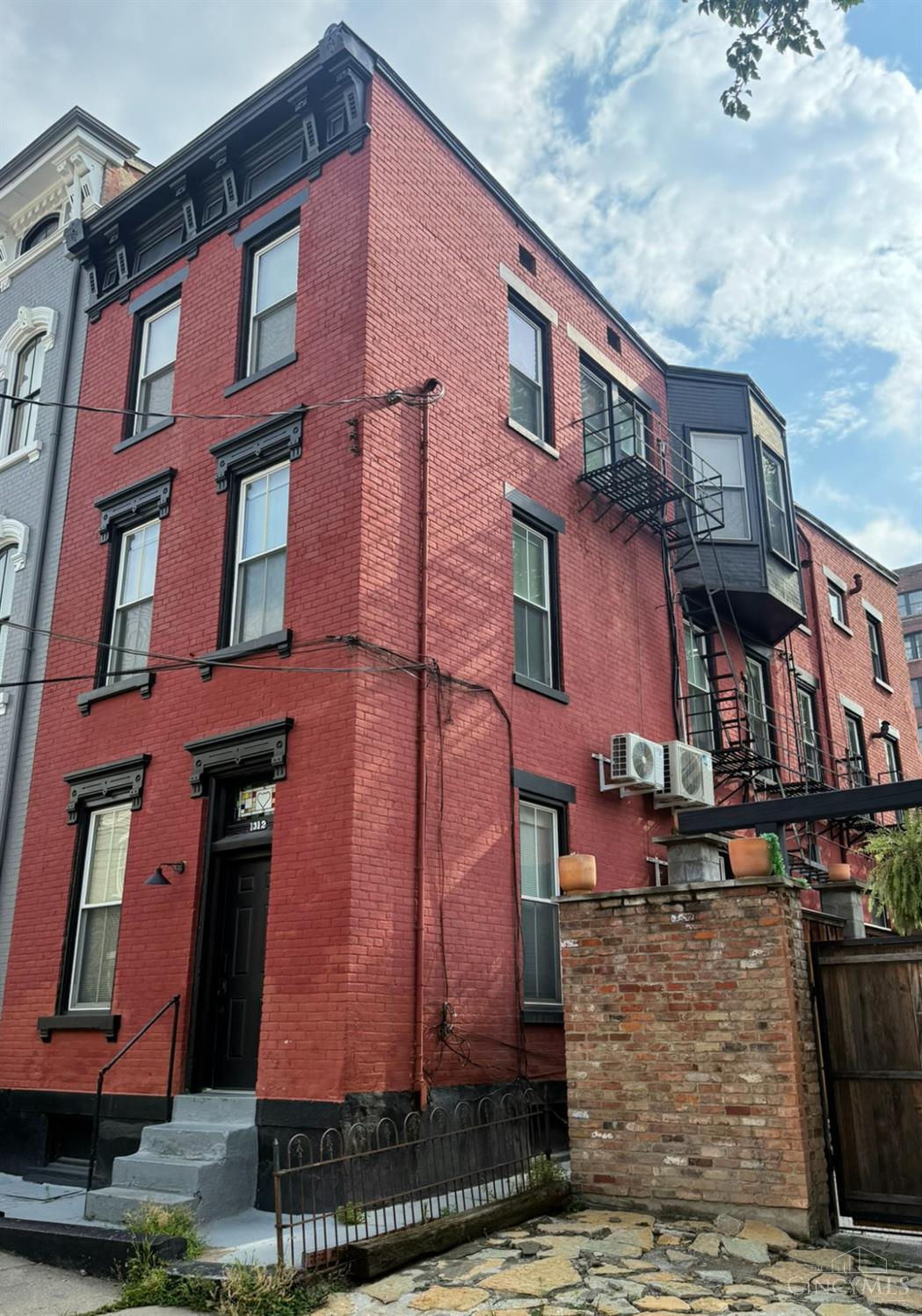1312 Spring Street