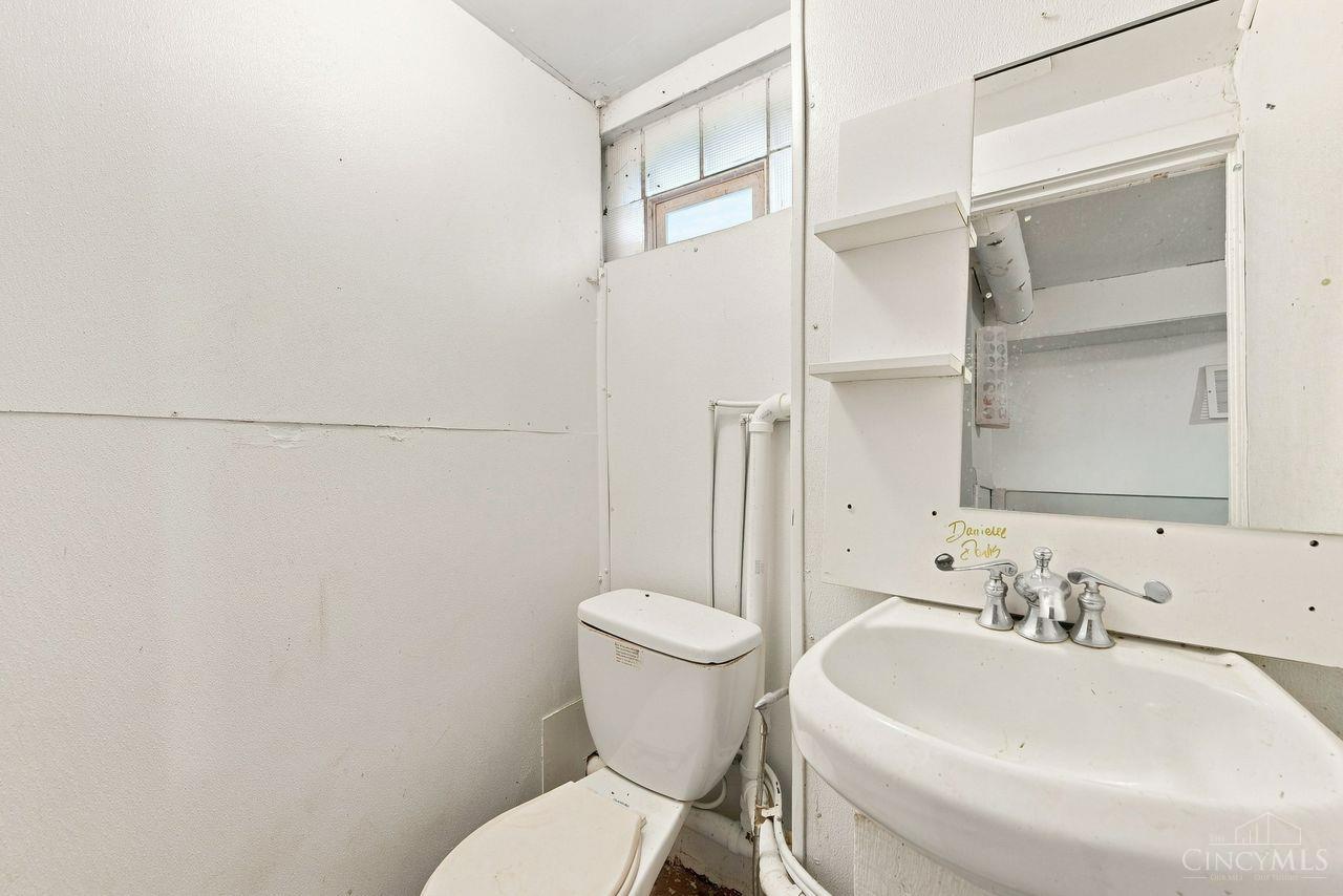 2025 Baltimore Avenue, Cincinnati, OH, 45225 — photo 31