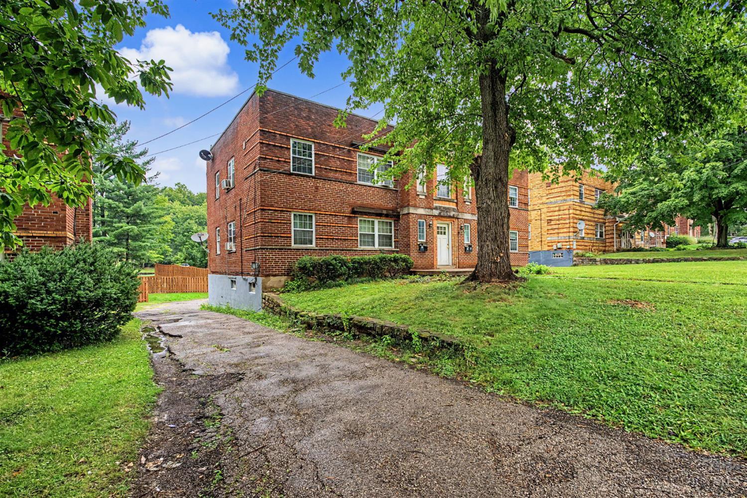 3rd image of 3118 Werk Rd, Cincinnati, OH 45211 | MLS# 1889537