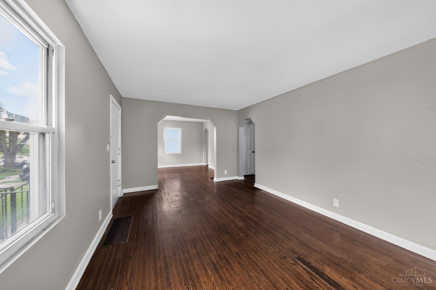1911 Ashbrook Drive, Cincinnati, OH, 45238 — photo 10