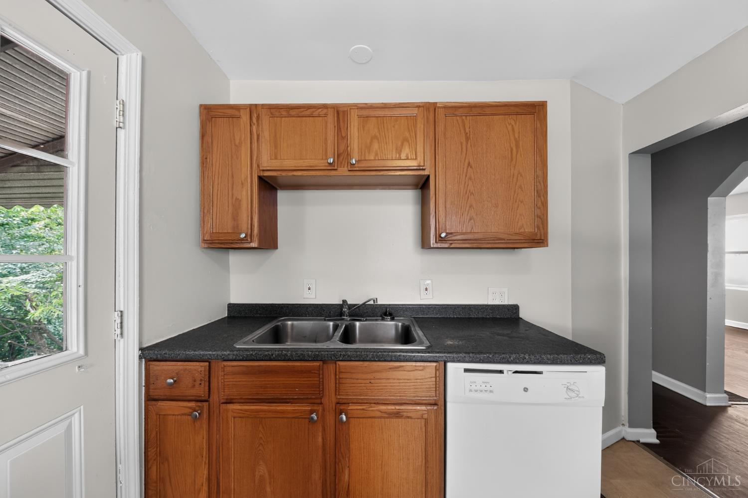 1911 Ashbrook Drive, Cincinnati, OH, 45238 — photo 13