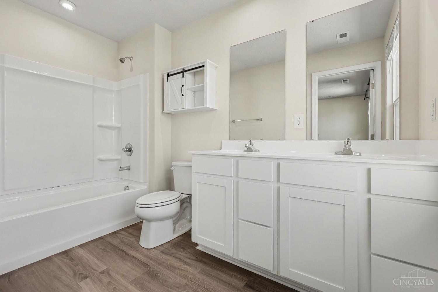 6462 Tralee Lane