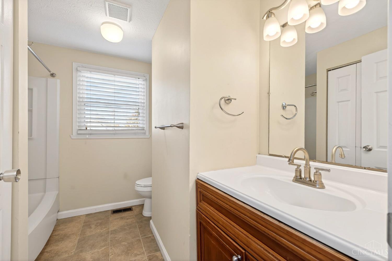 6978 Fallen Oaks Drive, Deerfield Twp., OH, 45040 — photo 23
