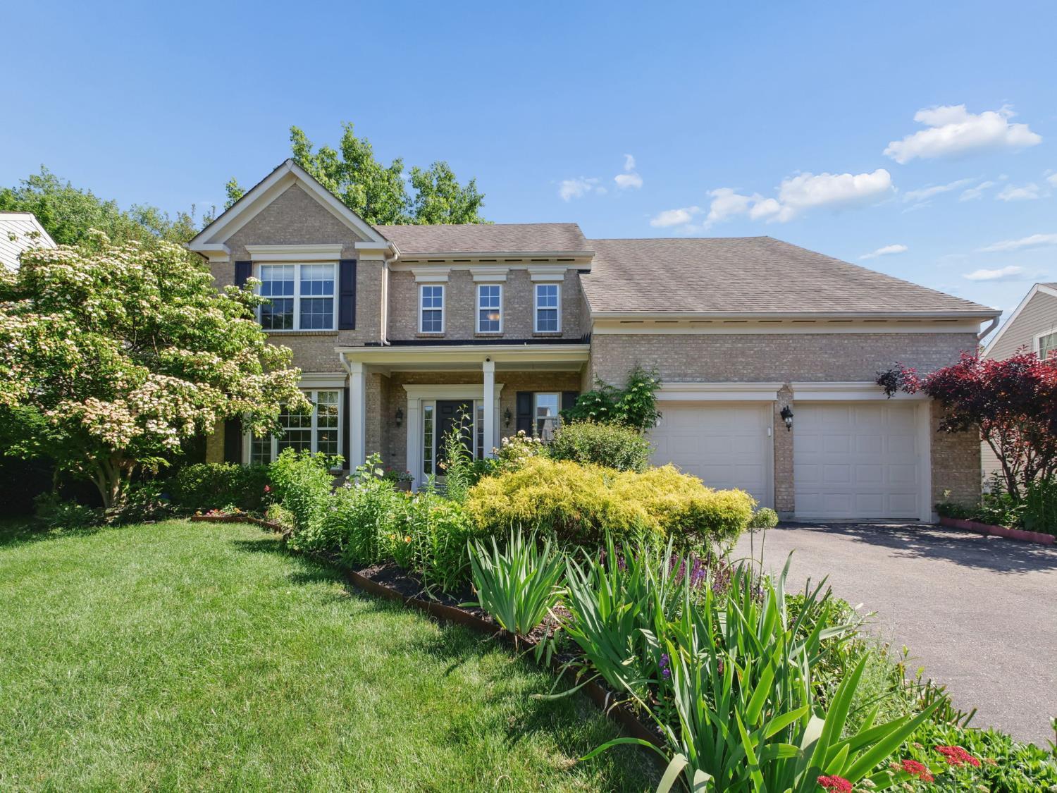 1st image of 7879 Yellowwood Dr, Mason, OH 45040 | MLS# 1889570