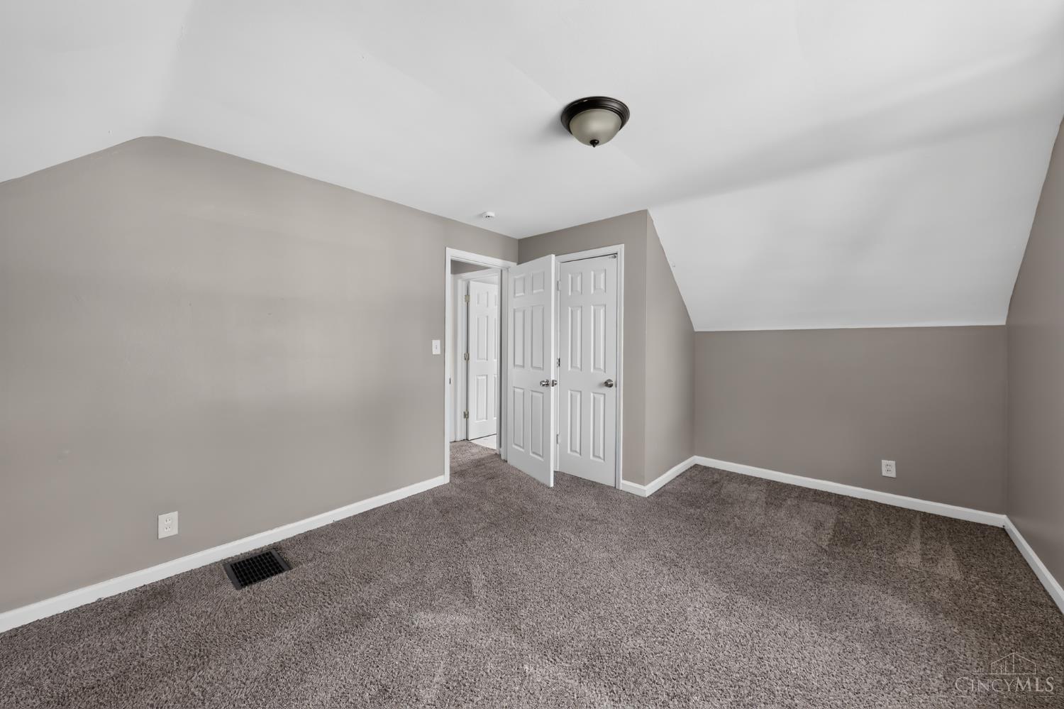 1911 Ashbrook Drive, Cincinnati, OH, 45238 — photo 19