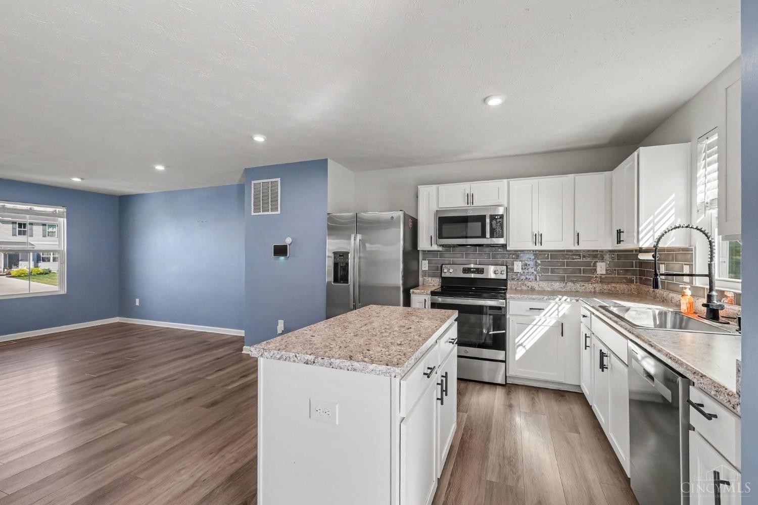 6462 Tralee Lane