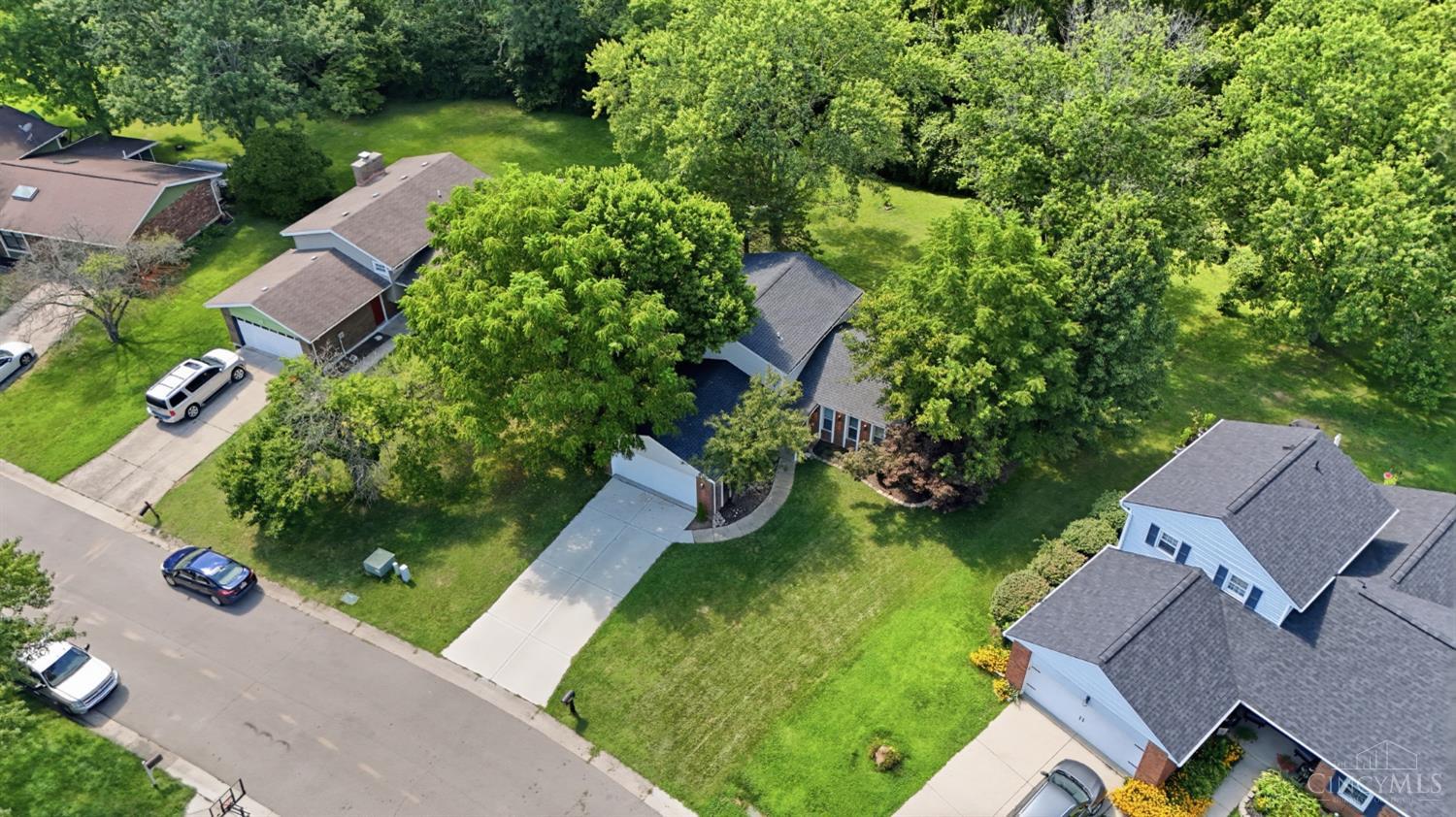 Photo 1 of Sale Pending at 5216 Stirrup Ct, West Chester, OH 45069 | MLS# 1889259 | Listing updated on 2026-09-17