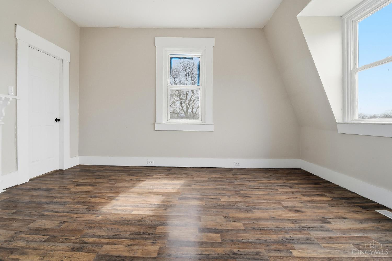 540 Grand Avenue, Cincinnati, OH, 45205 — photo 37