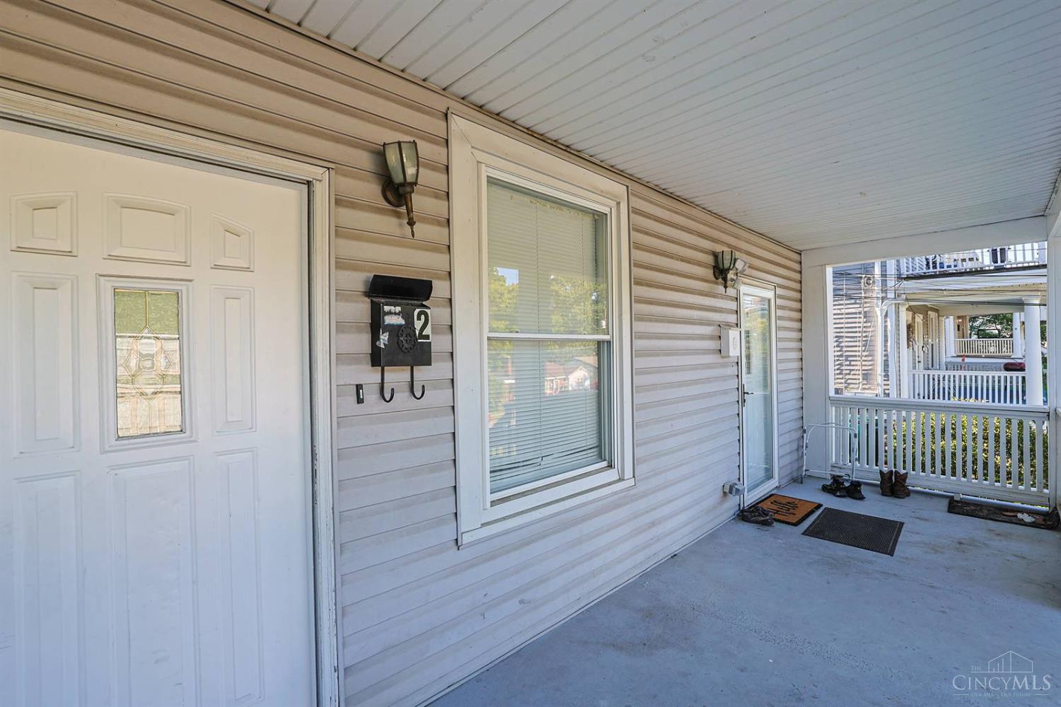 3rd image of 830 Harris Ave, Cincinnati, OH 45205