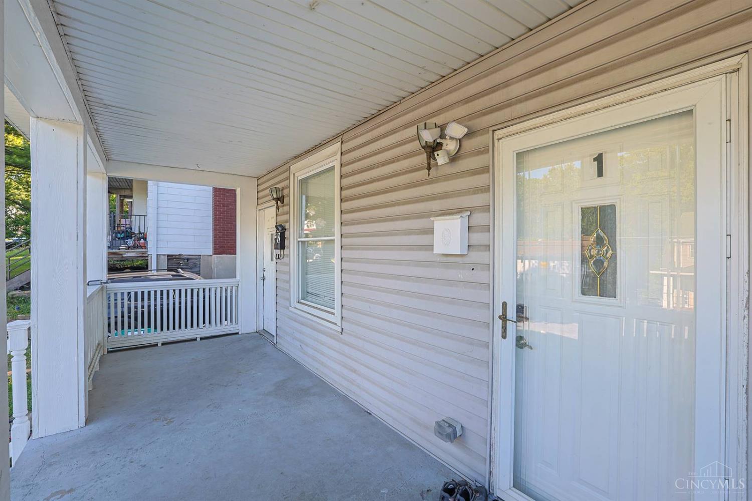 4th image of 830 Harris Ave, Cincinnati, OH 45205