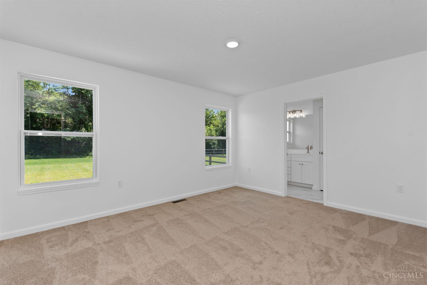 128 Kelly Drive, Williamsburg, OH, 45176 — photo 6
