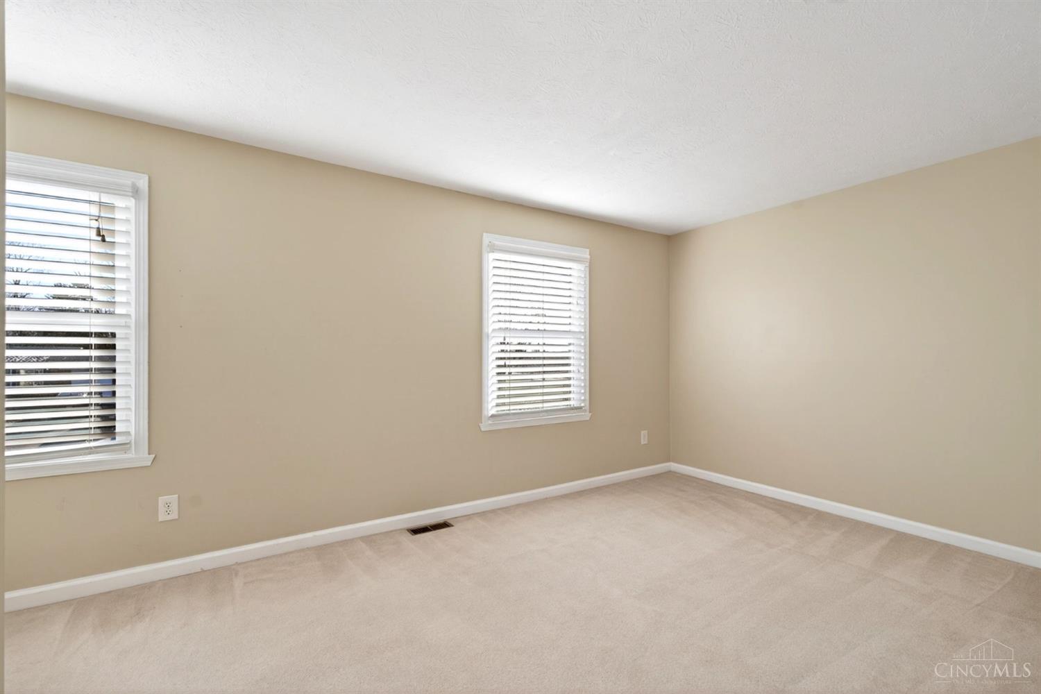6978 Fallen Oaks Drive, Deerfield Twp., OH, 45040 — photo 20