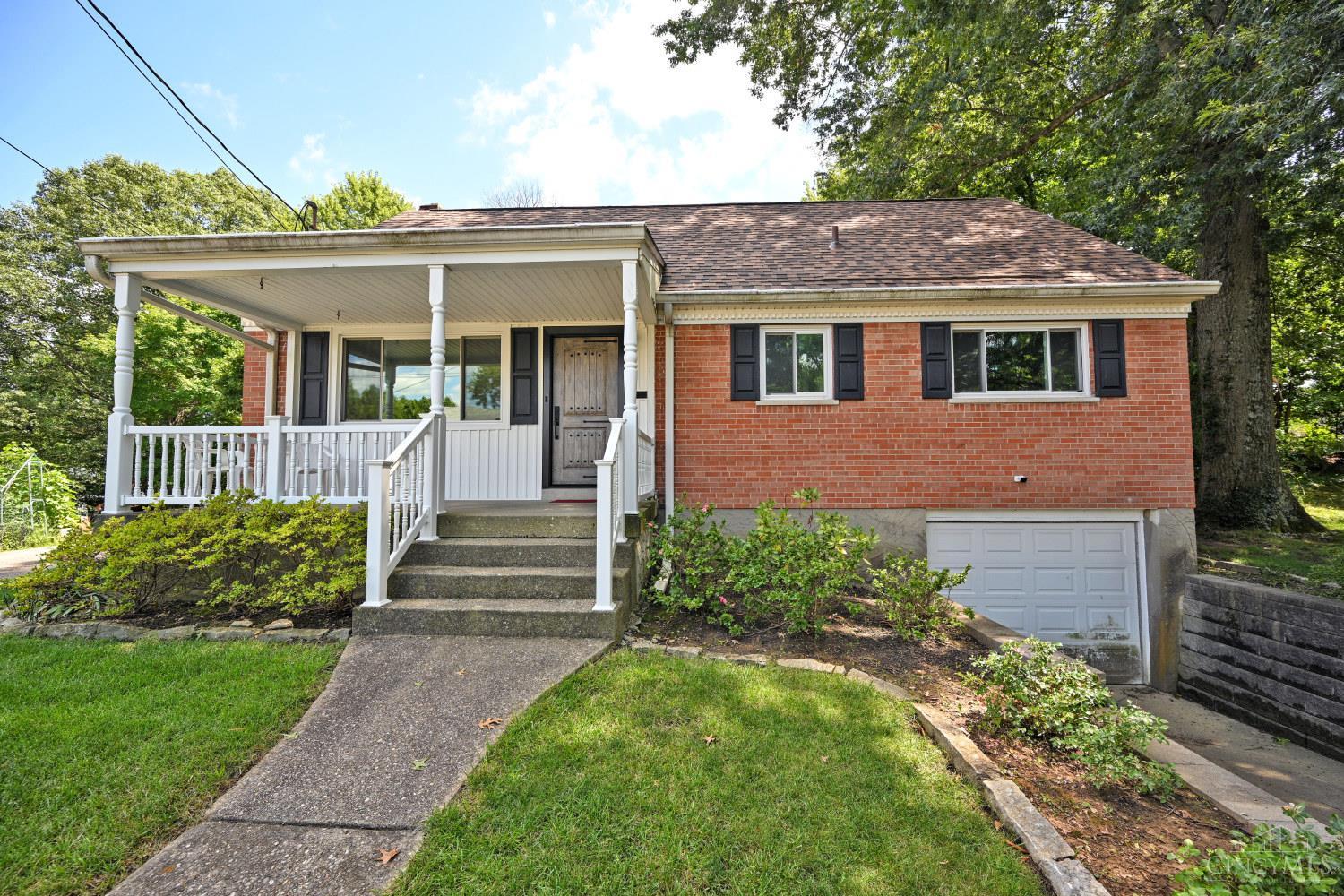 1051 Roxie Lane