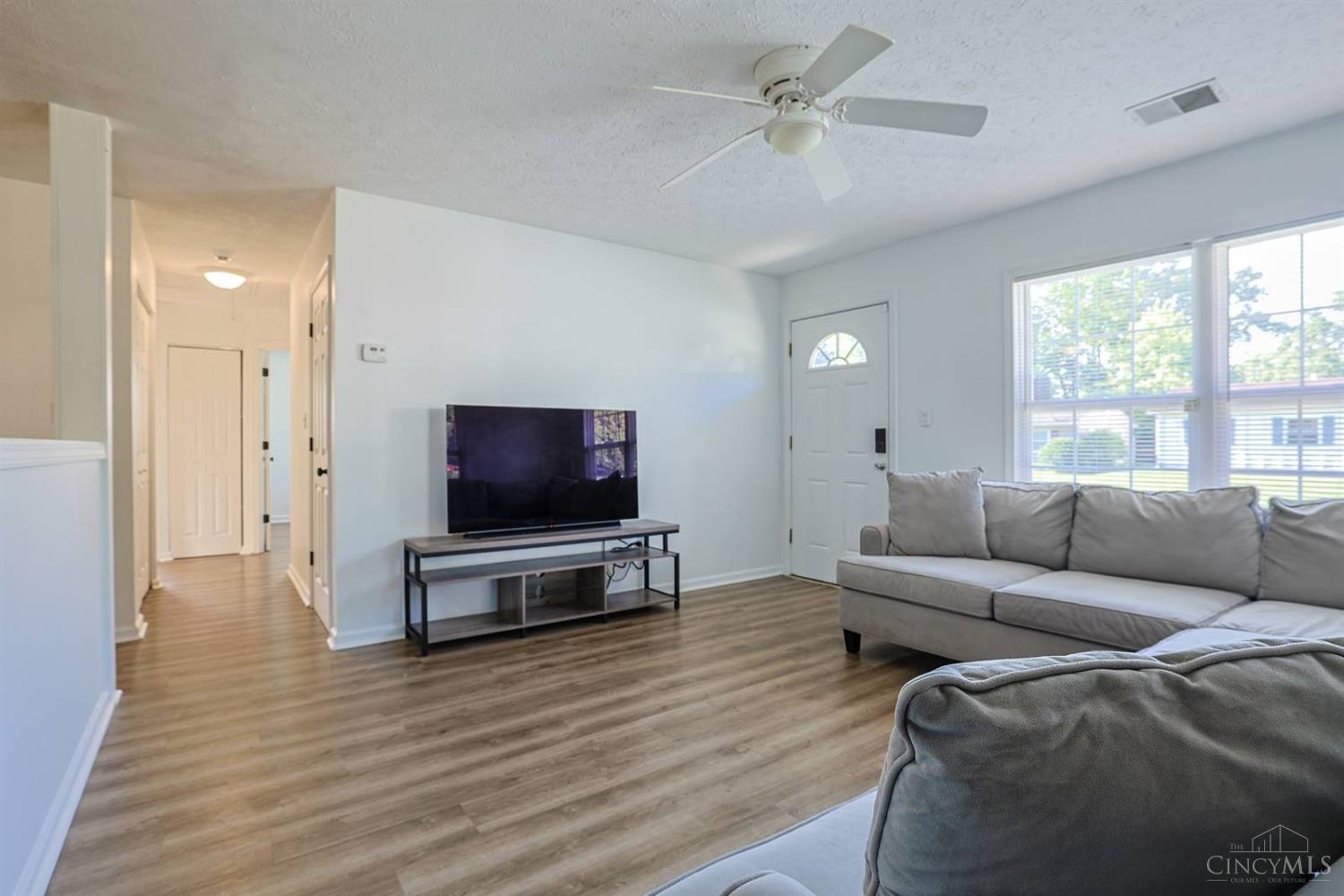 Photo 2 of Single family home for sale at 3226 Deshler Dr, Colerain Twp, OH 45251 | MLS# 1889464 | Listing updated on 2026-09-25