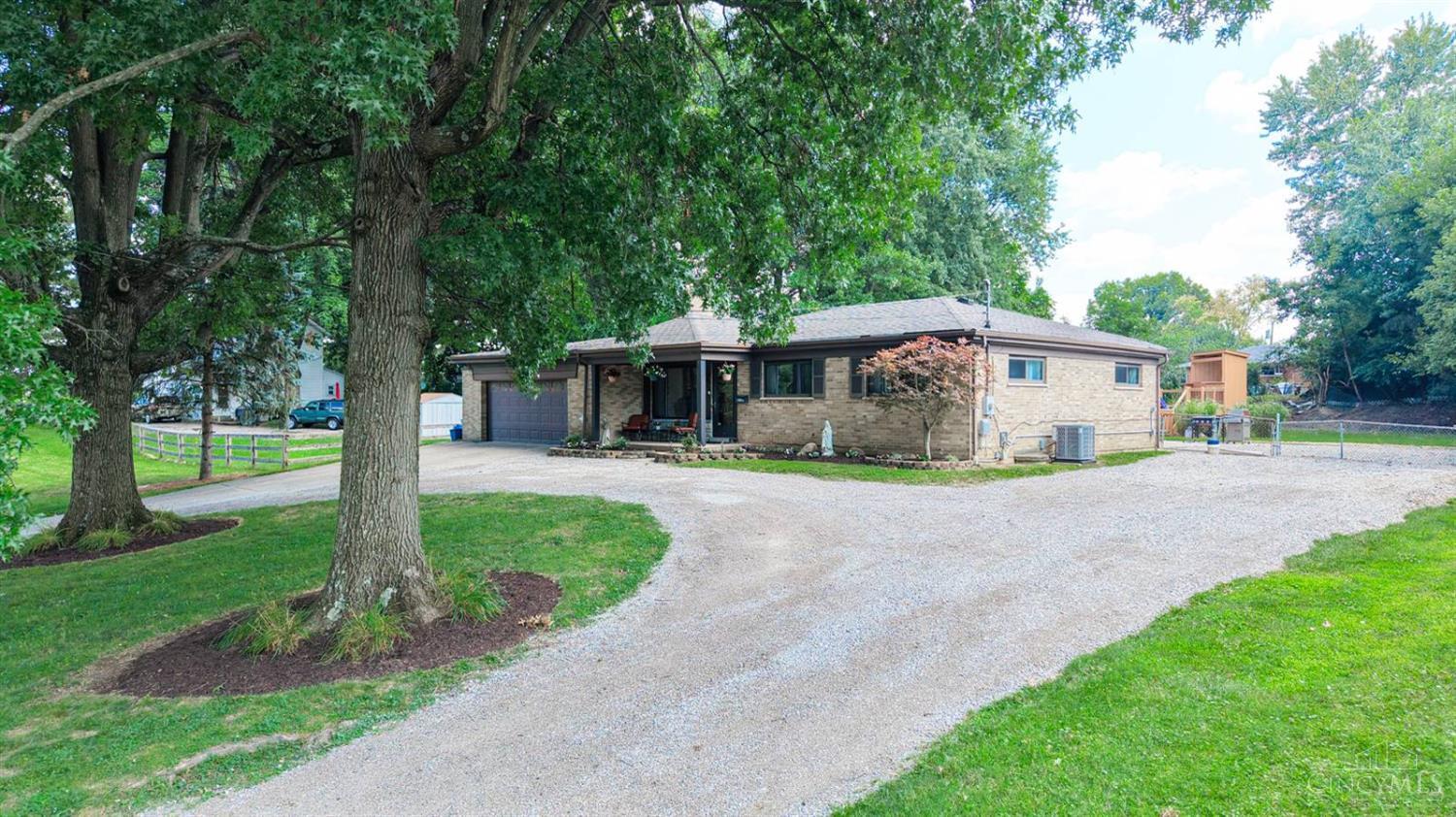 2nd image of 6135 Mernic Dr, Green Twp, OH 45248 | MLS# 1889587
