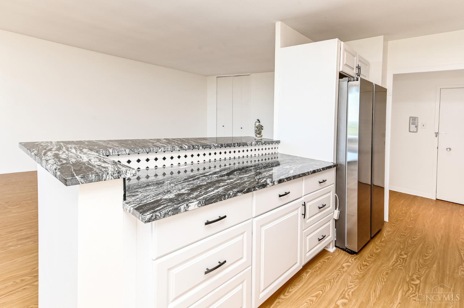 2324 Madison Road #1701