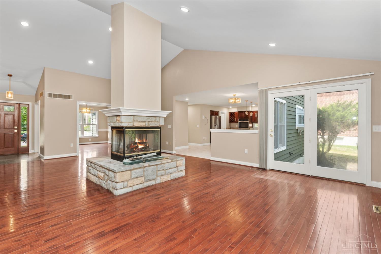 7147 Brightwaters Court, Liberty Twp, OH, 45011 — photo 8