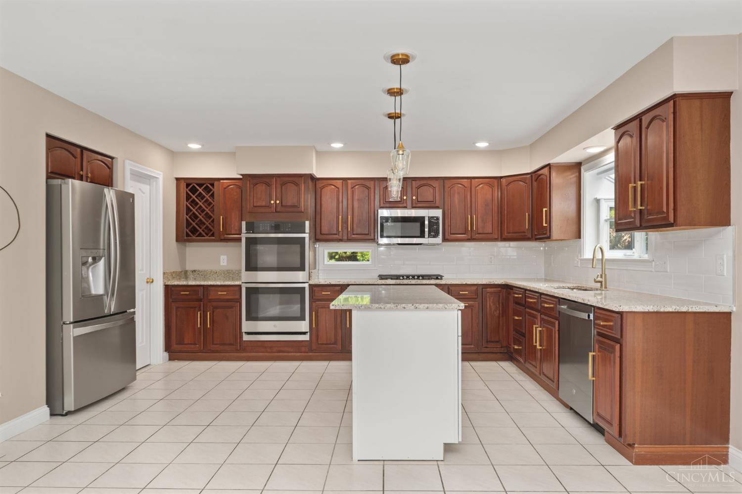 7147 Brightwaters Court, Liberty Twp, OH, 45011 — photo 13