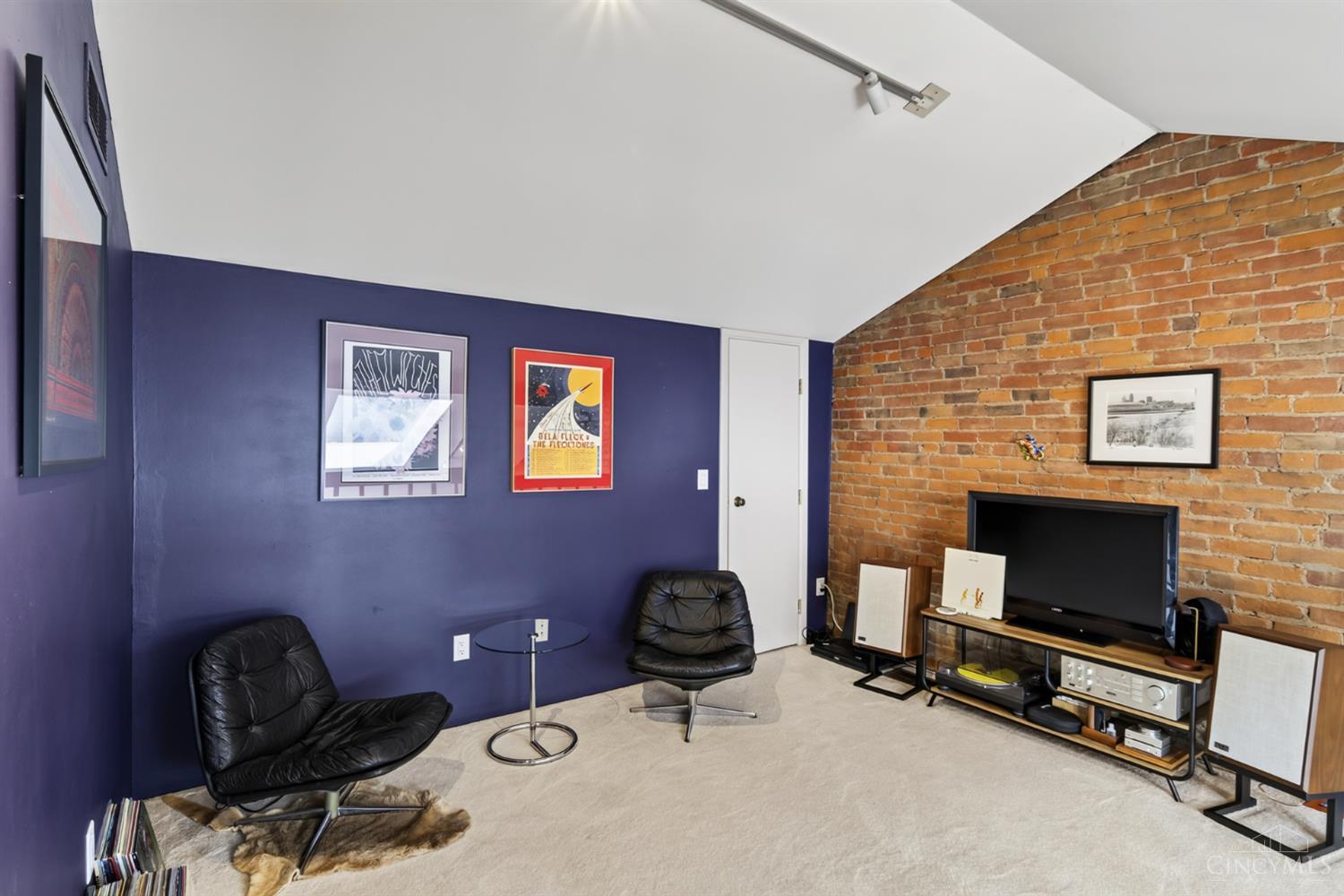 331 Milton Street, Cincinnati, OH, 45202 — photo 23