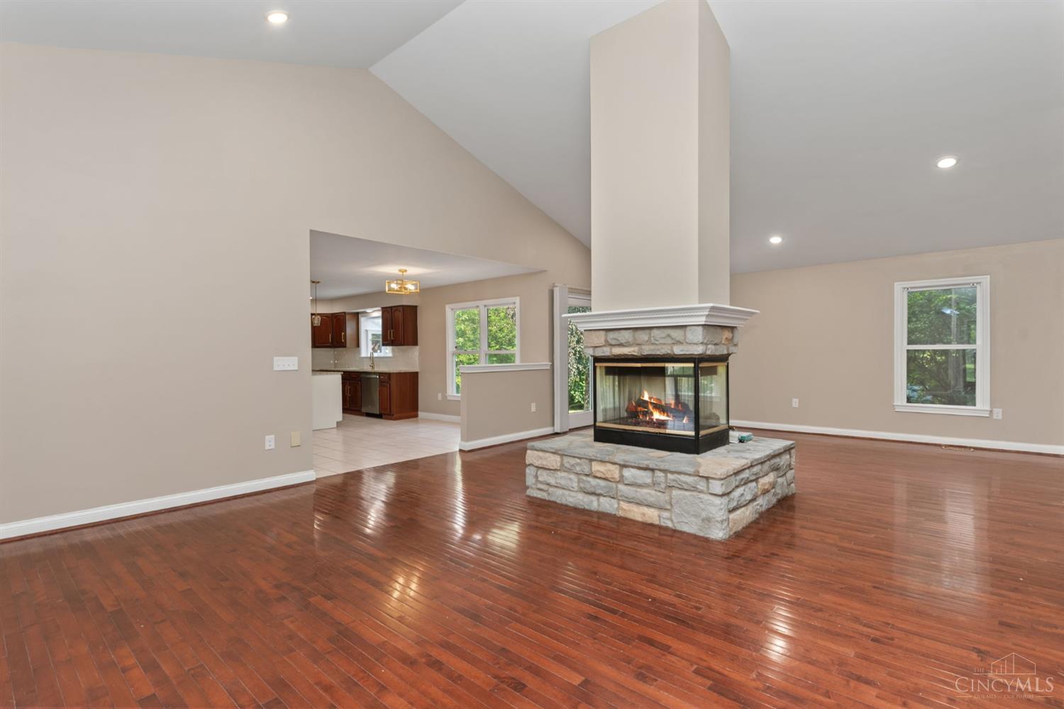 7147 Brightwaters Court, Liberty Twp, OH, 45011 — photo 9