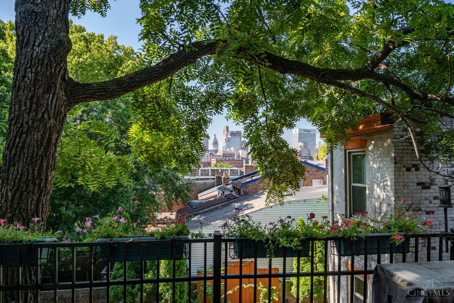 331 Milton Street, Cincinnati, OH, 45202 — photo 35