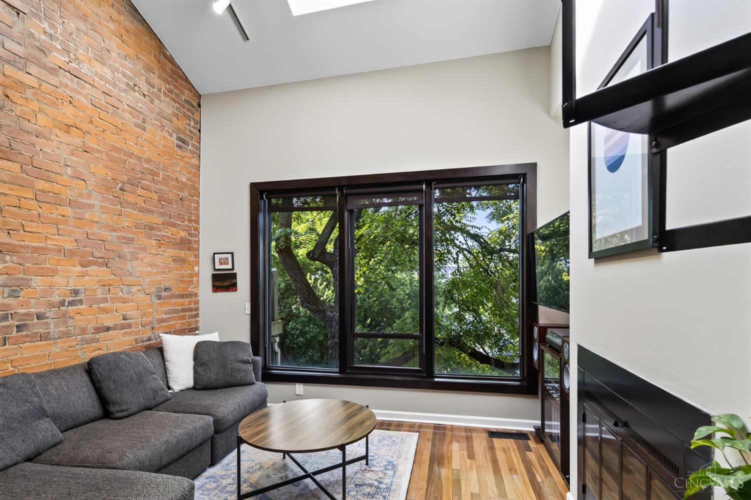 331 Milton Street, Cincinnati, OH, 45202 — photo 14