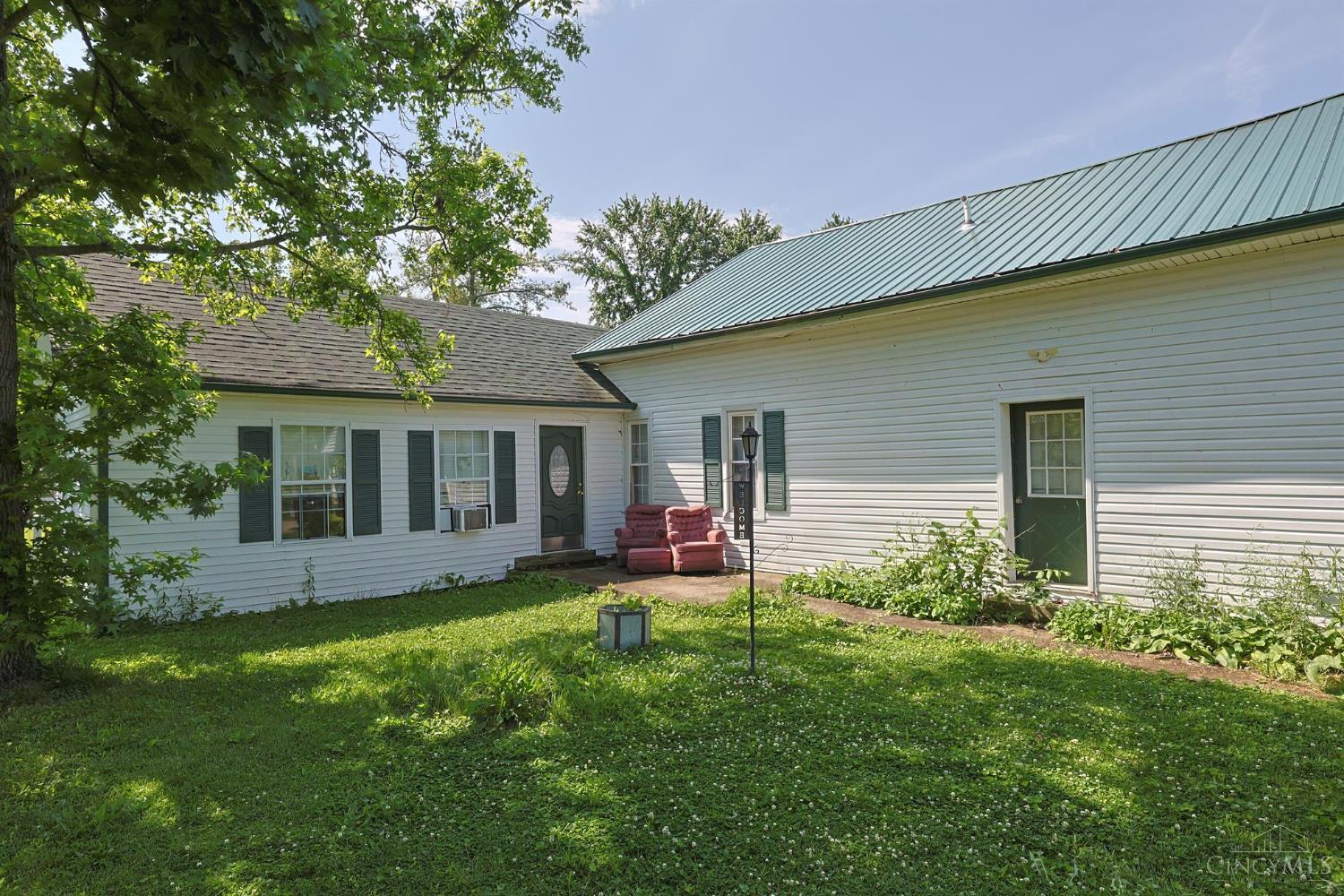 4th image of 8524 Main St, Pleasant Plain, OH 45162