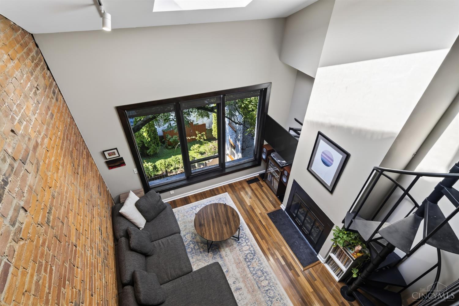 331 Milton Street, Cincinnati, OH, 45202 — photo 27