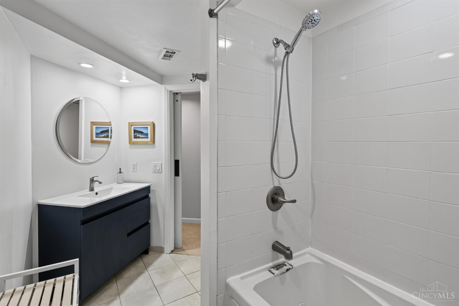 331 Milton Street, Cincinnati, OH, 45202 — photo 33