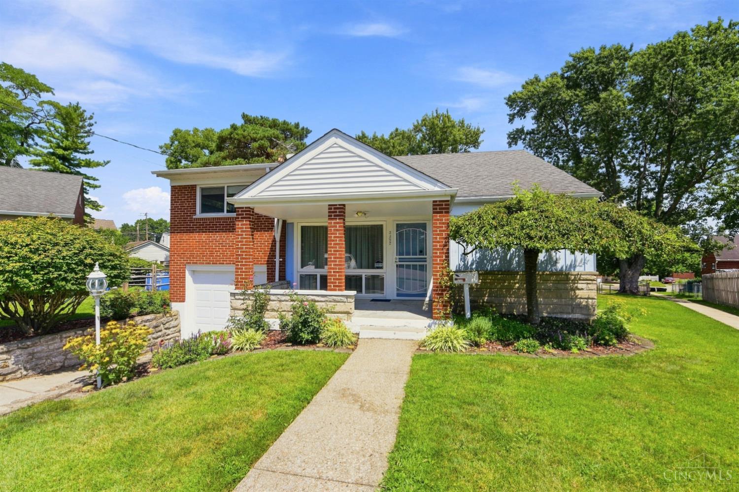 4th image of 3392 Harmony Ln, Green Twp, OH 45248 | MLS# 1889448