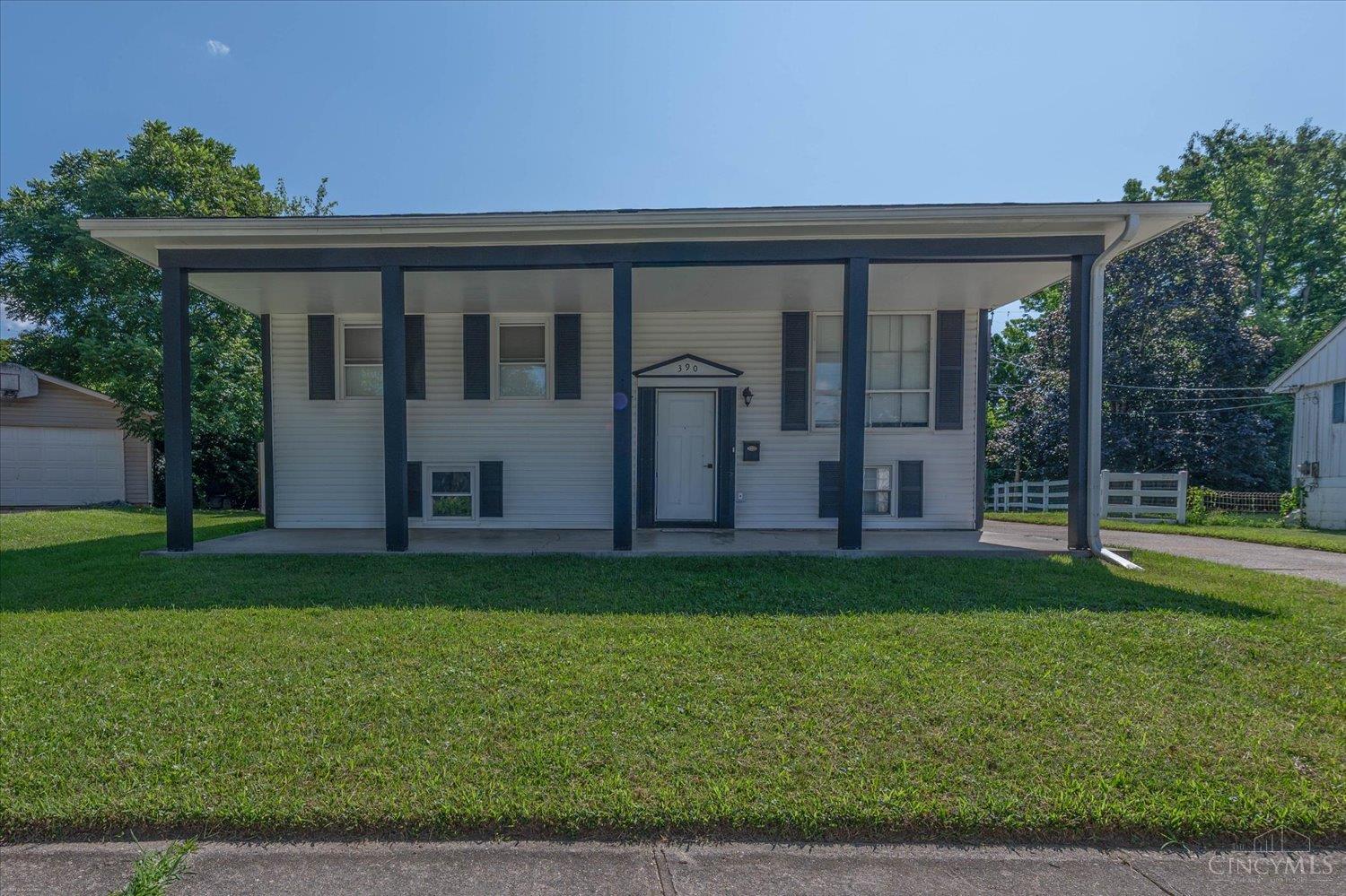1st image of 390 Sandy Ln, Franklin, OH 45005 | MLS# 1889683