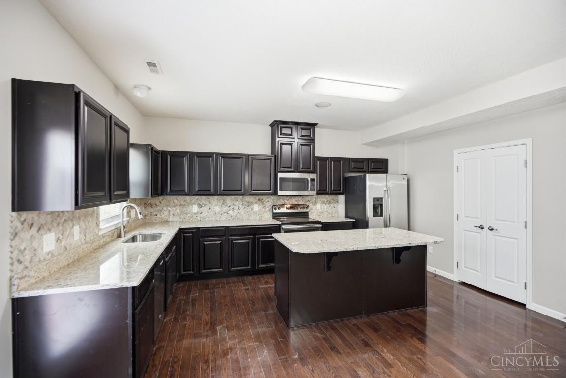9550 Cobblestone Walk, West Chester, OH, 45069 — photo 18