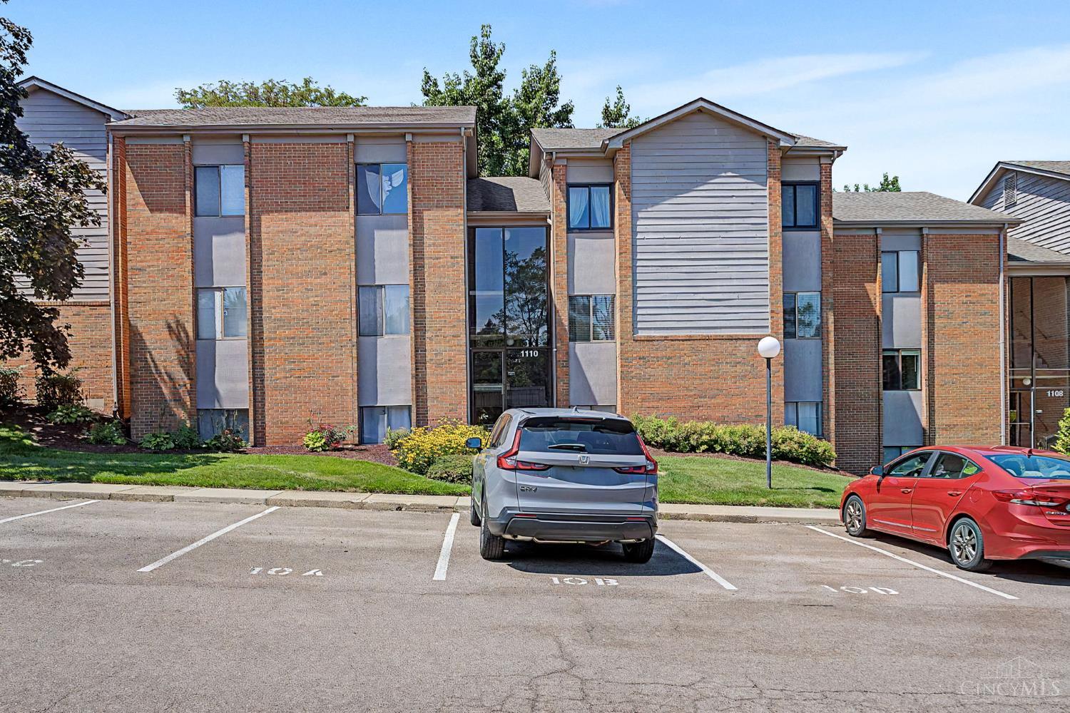 2nd image of 1110 Eagle Feather Cir #C, West Carrollton, OH 45449 | MLS# 1889579